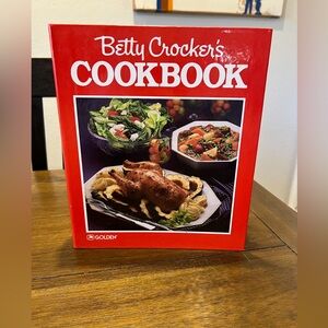 Vintage Betty Crocker’s Cookbook 7th Printing 1989 Spiral Hardcover